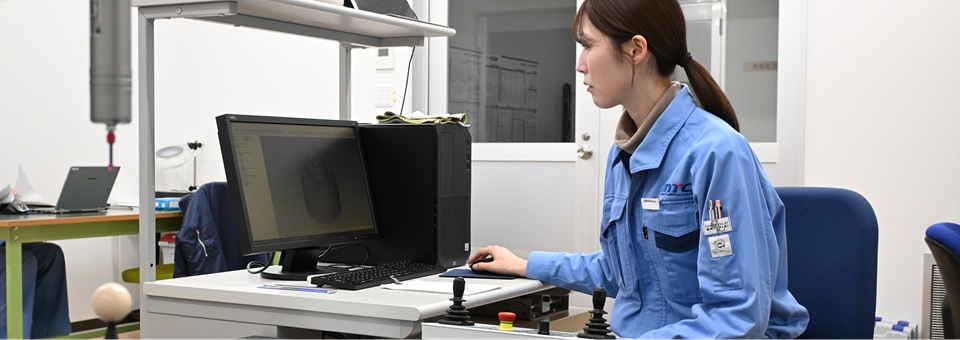 様々なフィールドで活躍する社員たちの声