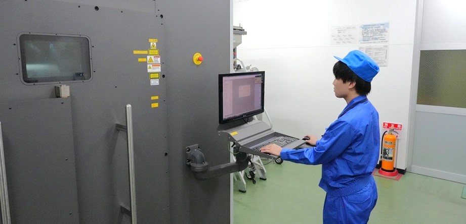 茨城工場 営業課 Y. S
